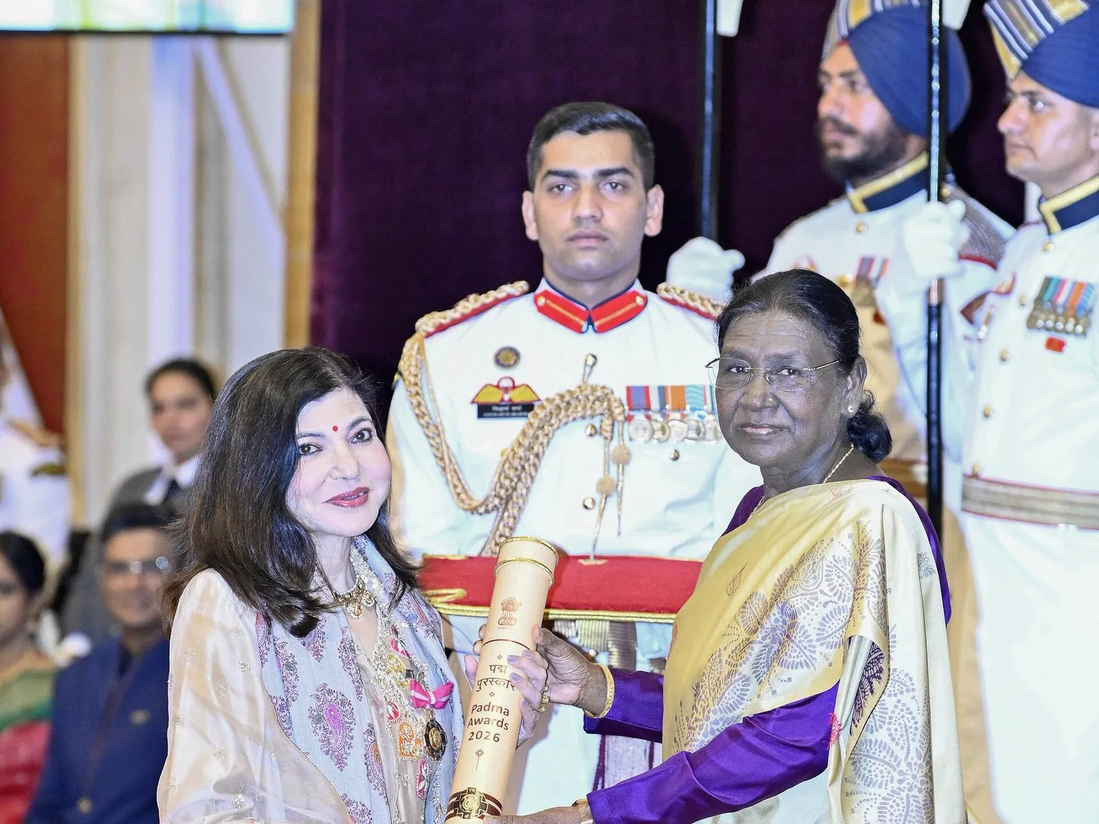 President Droupadi Murmu presenting the Padma Bhushan to Alka Yagnik at Rashtrapati Bhavan, 2026